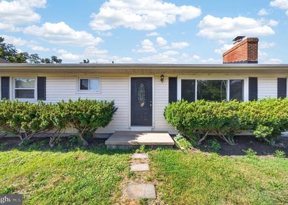 45448 Mallard Street - Photo 1