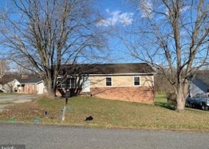 236 Somerset Drive - Photo 1