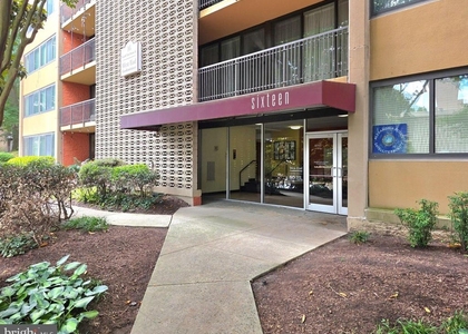 16 S Van Dorn Street - Photo 1