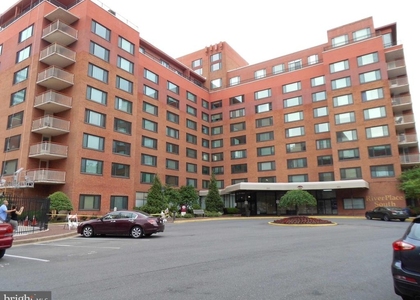 1011 Arlington Boulevard - Photo 1
