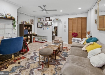 1539 South Street - Photo 1