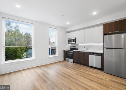 4324 Lancaster Avenue - Photo 1