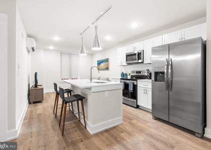 214 Vine Street - Photo 1
