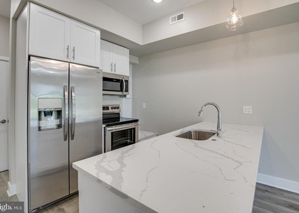 2019 N College Avenue - Photo 1