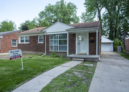 2631 Woodside Street - Photo 1