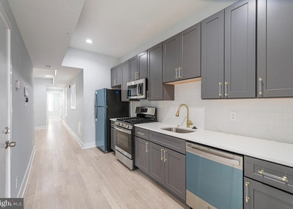 2808 W Oxford Street - Photo 1