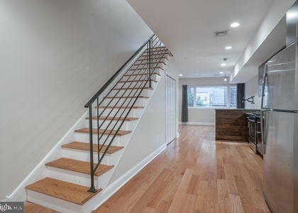 724 N 3rd Street - Photo 1