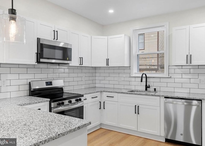 2151 E Stella Street - Photo 1