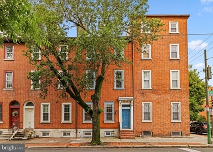 502 S 11th Street - Photo 1