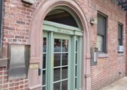 30 Charlton Street, Unit 2d - Photo 1