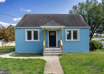 417 Yale Avenue - Photo 1