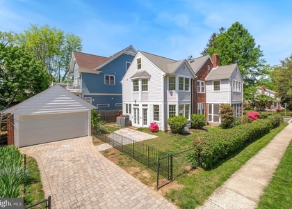 4400 Ridge Street - Photo 1