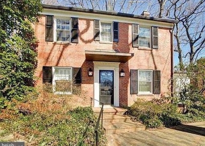 3121 Quebec Place Nw - Photo 1