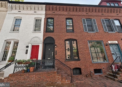 1025 30th Street Nw - Photo 1