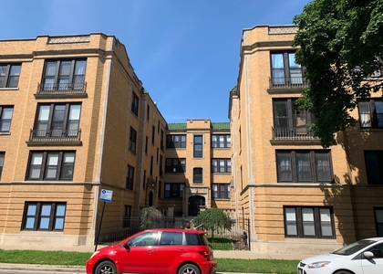 7406 N Damen Avenue - Photo 1