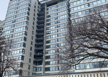3440 N Lake Shore Drive - Photo 1