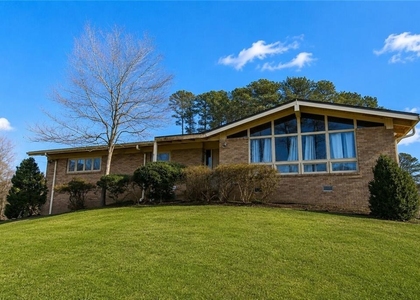 500 Piedmont Road Ne - Photo 1