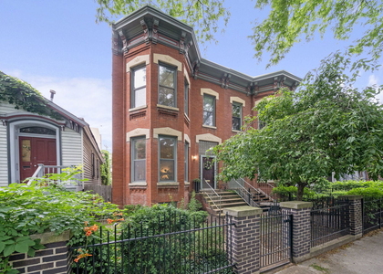 2110 N Dayton Street - Photo 1