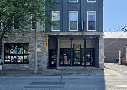 313 20th Street - Photo 1