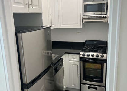 West 16th Street - Photo 1