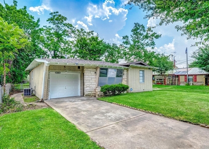 4440 Castor Street - Photo 1