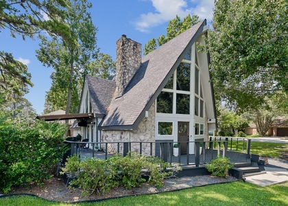 446 Fantasy Lane - Photo 1