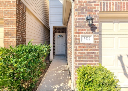 13527 Vista De Oro Street - Photo 1