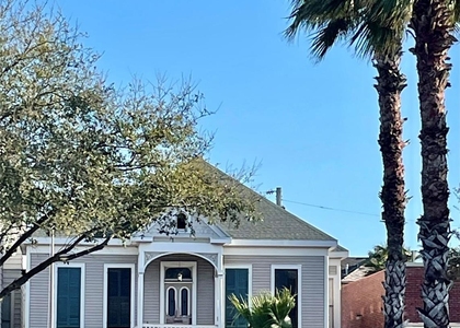 1909 Broadway Street - Photo 1