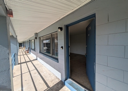 140 Minna Lane - Photo 1