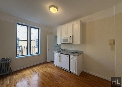 West 45 Street - Photo 1
