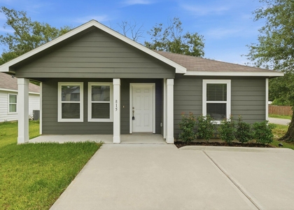 815 Jefferson Avenue - Photo 1