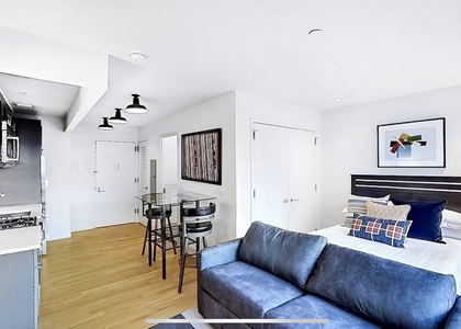 Franklin Avenue - Photo 1