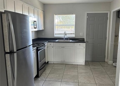 1112 Martin Street - Photo 1