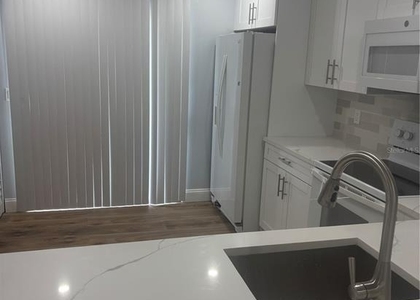 73 Macadamia Court - Photo 1