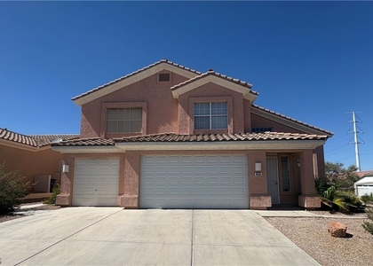 8504 Crest Hill Avenue - Photo 1