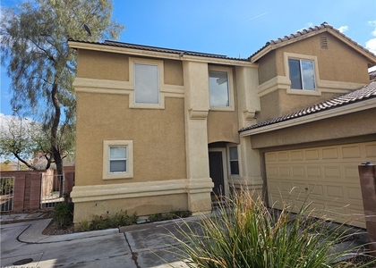 140 Samantha Rose Street - Photo 1