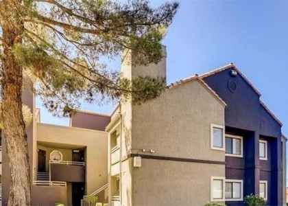 5048 S Rainbow Boulevard - Photo 1