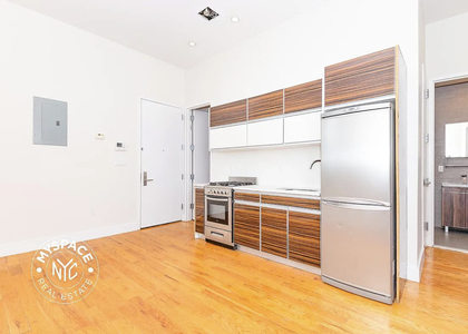 490 Kosciuszko Street - Photo 1