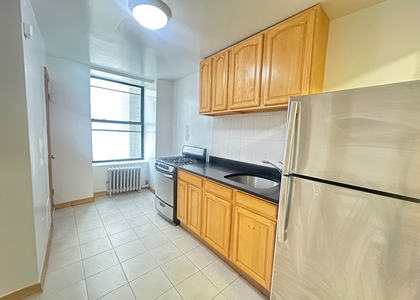 852 Amsterdam Avenue - Photo 1