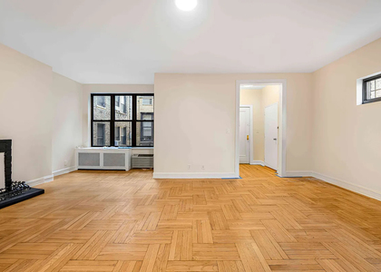 107 East 63rd Street - Photo 1