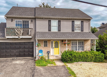 450 Beachway Avenue - Photo 1