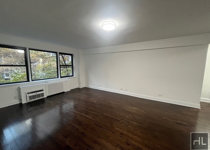 Beekman Place - Photo 1