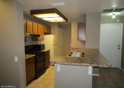 2035 S Elm Street - Photo 1