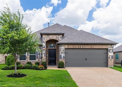 2817 Diamondback Drive - Photo 1