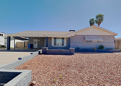 11823 N 49th Drive - Photo 1