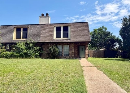 1301 Lovell Drive - Photo 1