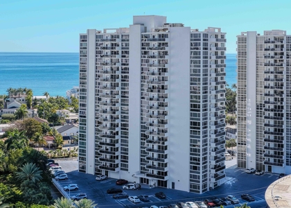 2715 N Ocean Boulevard - Photo 1