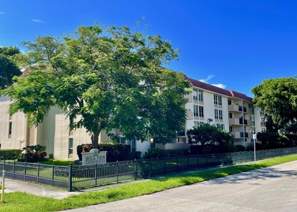 1000 Spanish River Road - Photo 1