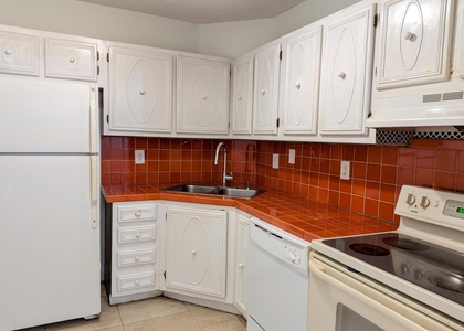 3119 Oakland Shores Drive - Photo 1
