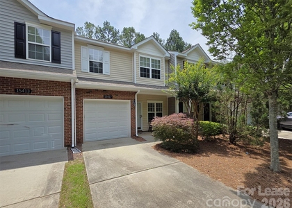 15417 Tully House Court - Photo 1